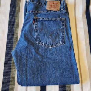 Levi's Men's Indigo Blue Straight Jeans